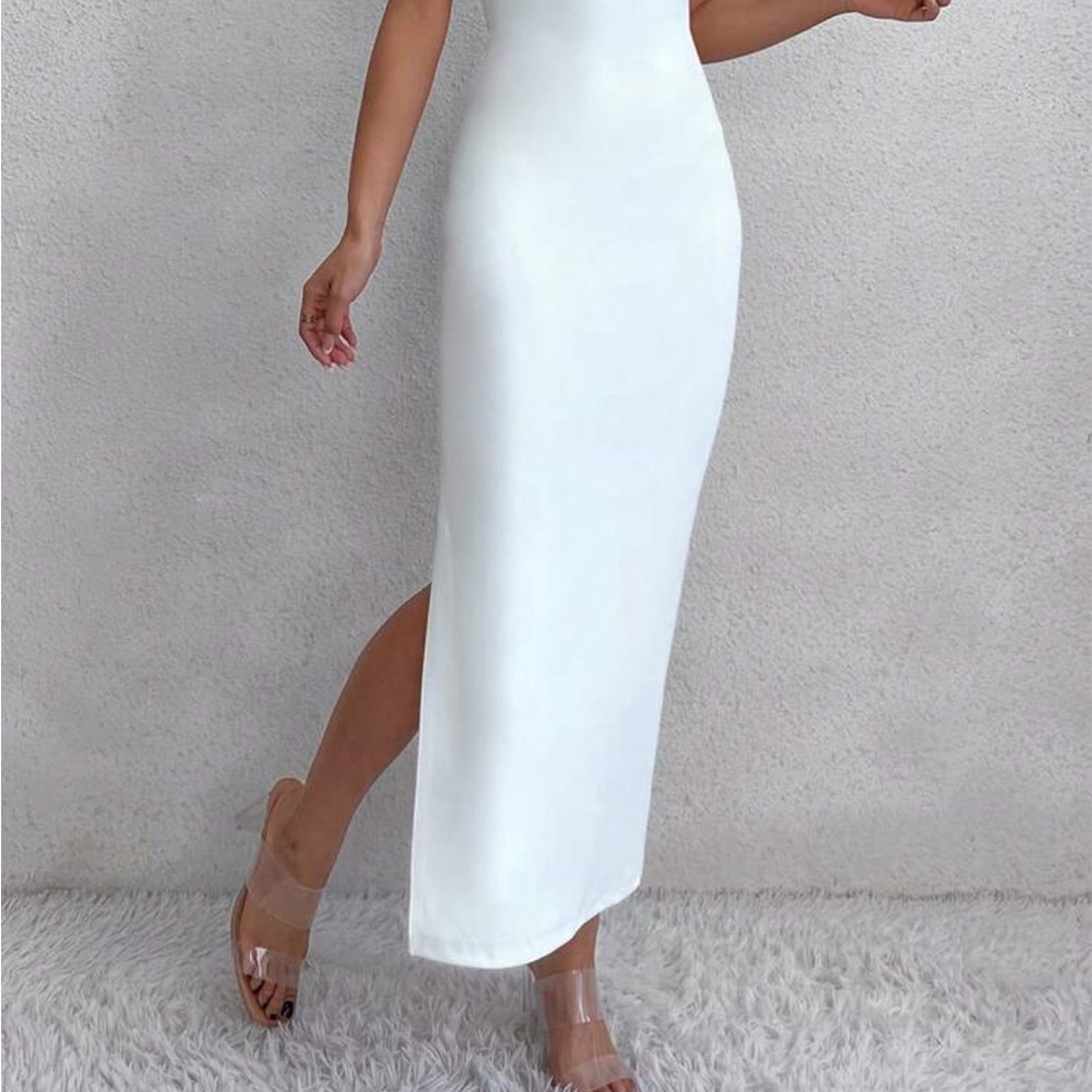 Elegant White Wedding Dress